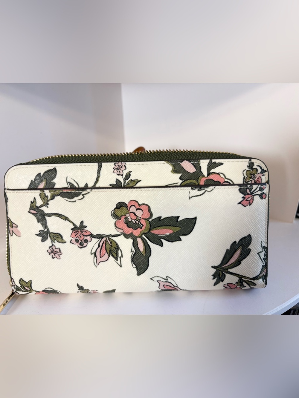 Kate Spade Madison Floral Medium Satchel & Madison continental zip around wallet - Picture 9 of 10
